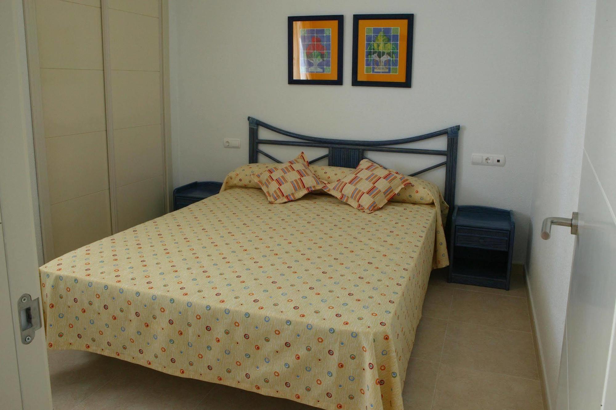 Apartamentos Ambar Beach Unitursa Calp Dış mekan fotoğraf